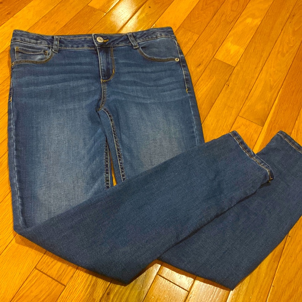 There Abouts girls size 14 skinny jeans!!